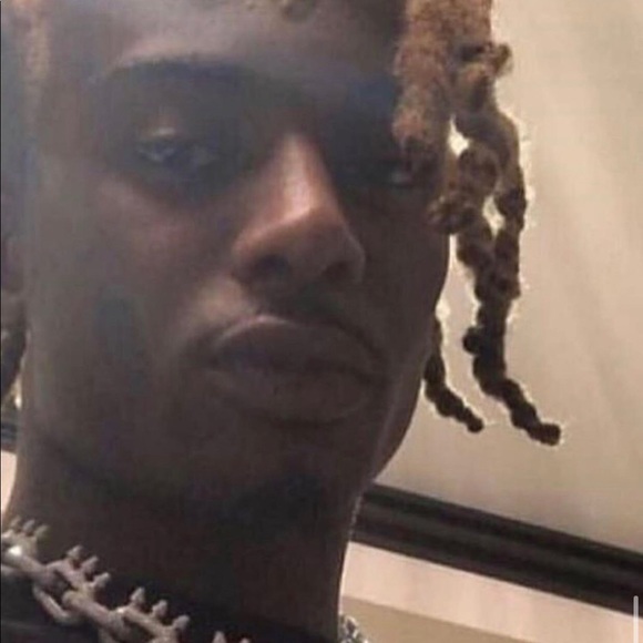 Meet your Posher, Bianca - Picture 1 of 1